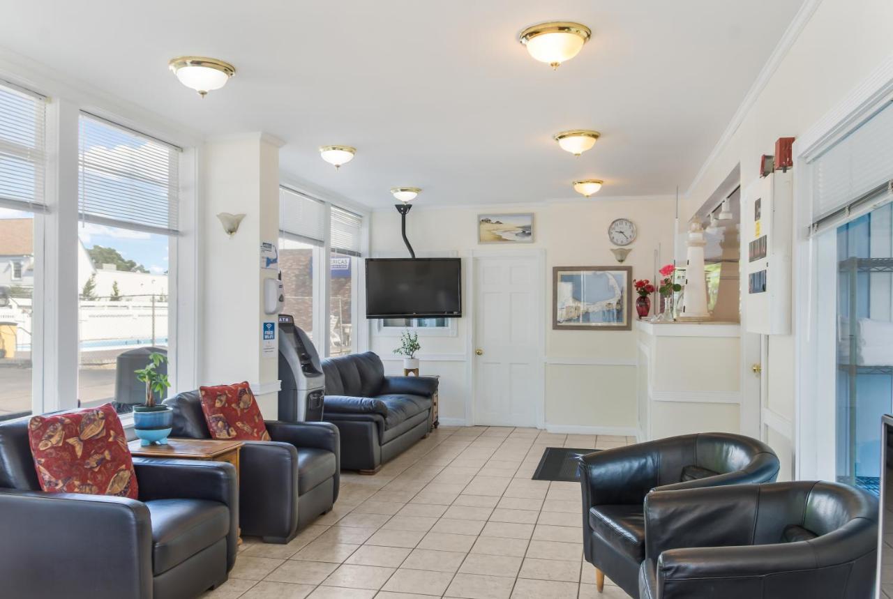 Americas Best Value Inn Hyannis הייאניס מראה חיצוני תמונה